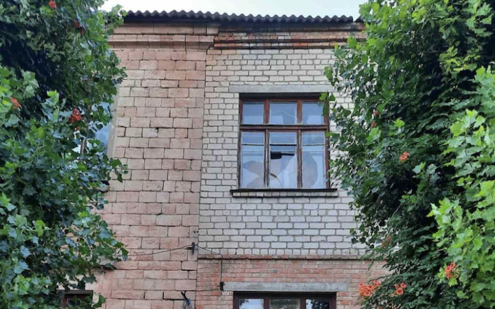 Двоє людей поранені внаслідок ударів Росії по Дніпропетровській області 