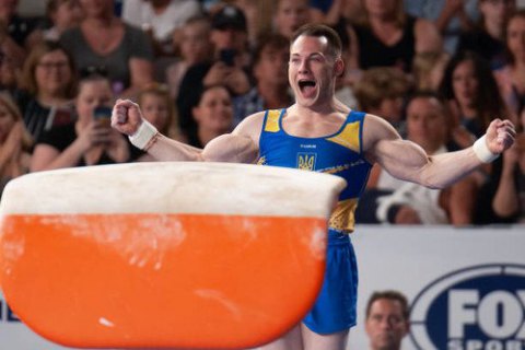 Украинский гимнаст Радивилов завоевал "бронзу" в опорном прыжке на чемпионате мира