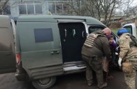 З Козацького на Херсонщині евакуювали дві родини з дітьми