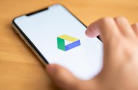 Google Play обмежує роботу в Росії: залишаться лише безплатні програми
