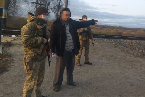 ​П'яний українець у шльопанцях намагався пішки потрапити у Росію