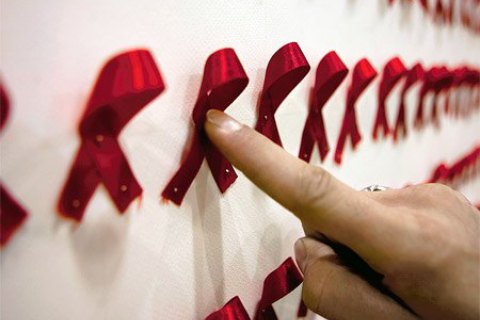 США виділять Україні $37,5 млн на боротьбу зі СНІДом