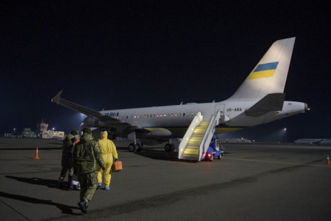 В Украину с 14 по 18 марта авиаперевозками вернулись 44 000 граждан 