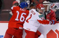 На молодежном чемпионате мира по хоккею матч Чехия - Россия едва не закончился дракой на рукопожатии