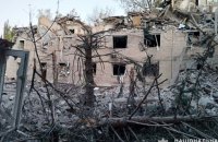 Окупанти обстріляли за добу 12 населених пунктів Донеччини та вбили двох людей