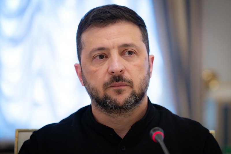 Президент Володимир Зеленський під час зустрічі з пресою
