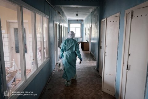 В Черновицкой области 167 медиков заразились коронавирусом, двое - скончались