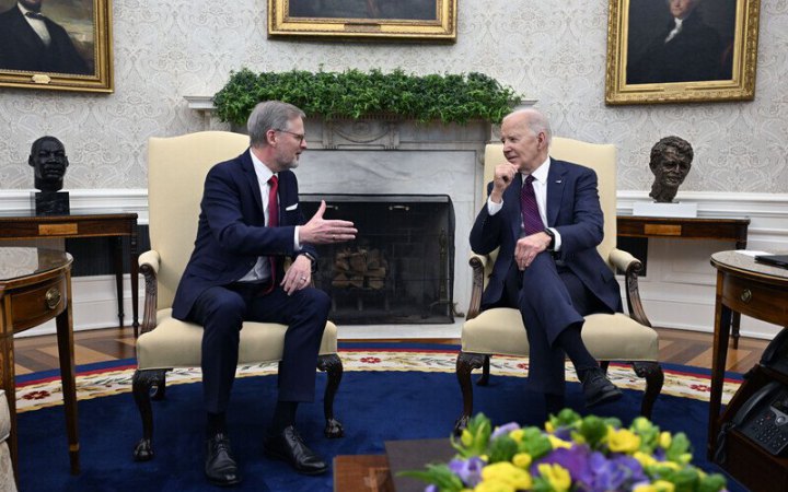 Байден зустрівся з прем'єром Чехії: засудили Росію та Іран