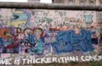 В Киеве установят фрагмент Берлинской стены