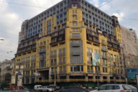 Апелляционный суд отменил решение о сносе верхних этажей "дома-монстра" на Подоле