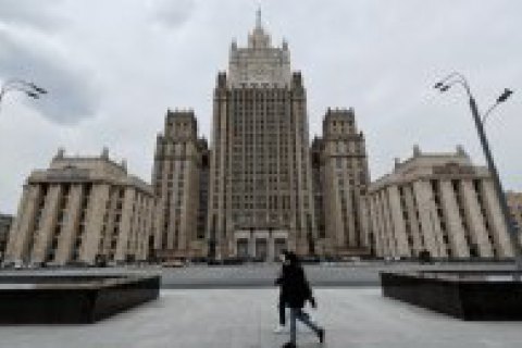 Украинский дипломат, которого задержала ФСБ, должен покинуть территорию России до 22 апреля