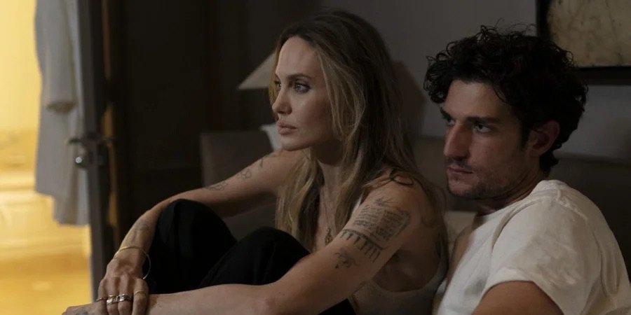 Кадр з фільму «Кутюр».