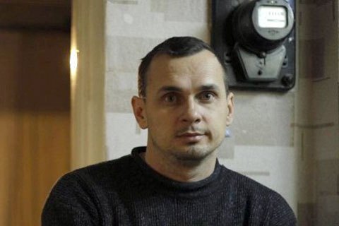 Адвокат Динзе встретился с политзаключенным Олегом Сенцовым
