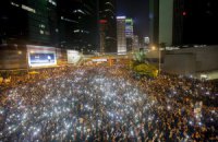 Протестувальники в Гонконгу погодилися прибрати частину барикад
