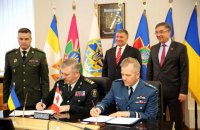 Украина подписала с Канадой договор о военной подготовке 