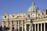 Банк Ватикана подозревают в отмывании денег