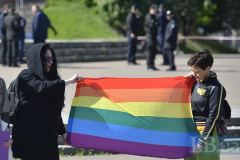 Толерантность к ЛГБТ в Украине ниже, чем к уголовникам