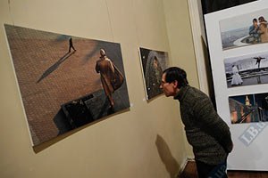 В Киеве открылась выставка убитого фотокорреспондента Розвадовского