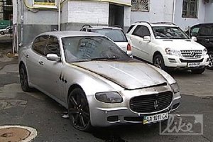 Милевский продает обгоревший "Maserati" 