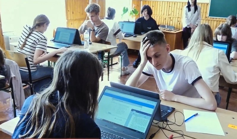 У Мукачівській школі провели мультитест-онлайн наближений до реального НМТ