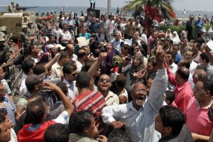 Сторонники Мубарака соберутся на "пятницу гнева" 