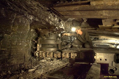 В результате несчастного случая на шахте в Днепропетровской области погиб электрослесарь