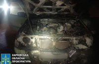 У Харкові школярку затримали за підпал двох авто військових