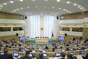 Совет Федерации голосовал за ввод войск в Крым без кворума