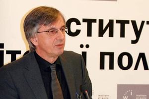 Янукович пообіцяв залишити український контингент в Афганістані після 2014 року