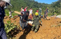 У Колумбії внаслідок зсуву ґрунту загинули десятки людей