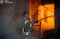 Росіяни атакували портову інфраструктуру Одещини: пошкоджена зернова галерея