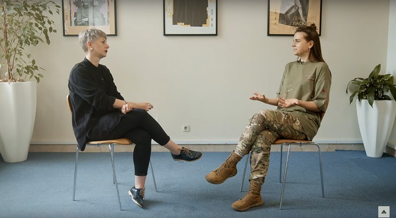 Олена Апчел й Іванна Скиба-Якубова