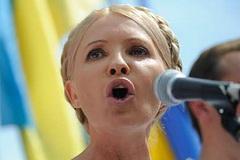 Тимошенко обещает Банковой революцию