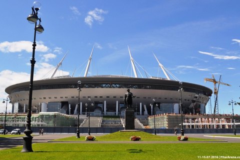 В Санкт-Петербурге завершилось 10-летнее строительство стадиона "Зенит-Арена"