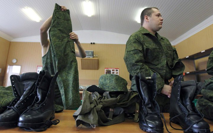 Медіа: з 2022 року у Росії звинуватили у вбивствах близько тисячі військових