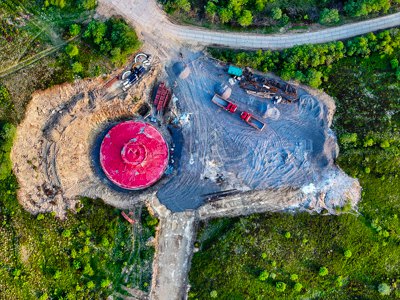 Зміни до закону під бізнес вітропарків, що нищить Карпати. Хто і як у парламенті планує заблокувати екологічний контроль? 