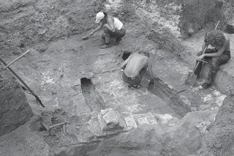 У Дніпрі почали розкопки церкви, де імовірно похований перший почесний громадянин міста