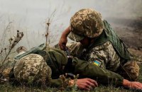 Окупанти поранили українського військового 