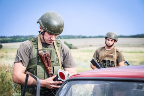 На Донбасі затримано 11 підозрюваних у співпраці з "ДНР", - штаб ООС 