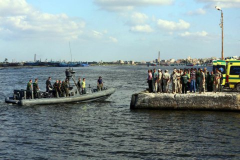 Число жертв крушения лодки с мигрантами у побережья Египта выросло до 79