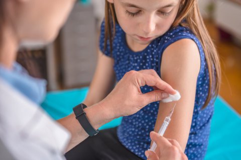 В Польше призывают украинцев делать прививки от кори