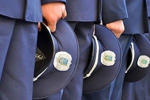 Милиционеры отмечают профессиональный праздник