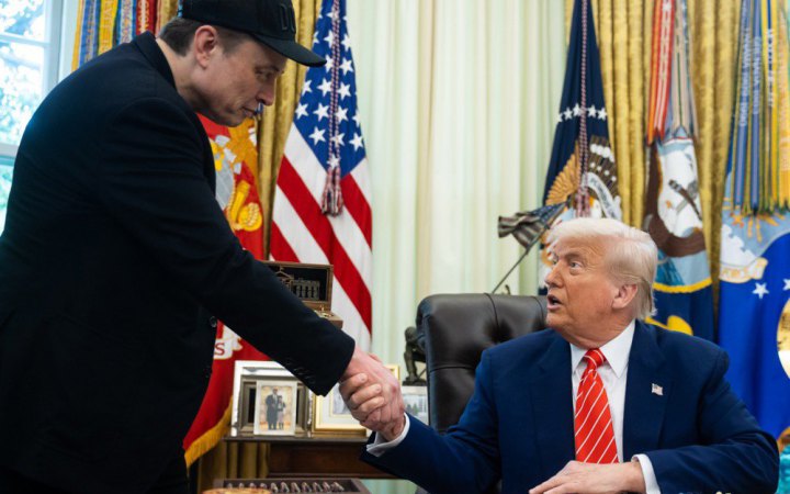 Трамп назвав Маска “запеклим наркоманом” та пригрозив “серйозними наслідками”, якщо він підтримає демократів