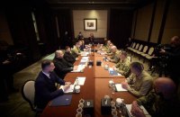 Президент Зеленський зустрівся з командою українських експертів в ОАЕ