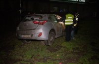 В Киеве во время ДТП непристегнутый водитель вылетел через лобовое стекло 