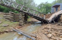 У заповіднику “Тустань” потужні зливи зруйнували інфраструктуру