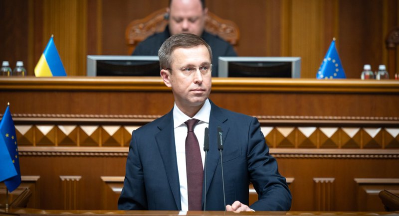 Уряд Корецького без Федорова та Сибіги, протести з картонками і розчарування у «Слузі народу» 