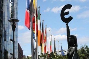 Фонд спасения еврозоны увеличат до $1 трлн 
