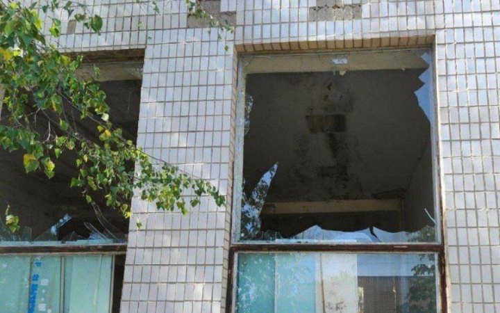 Армія РФ поранила на Дніпропетровщині людину, понівечила базу відпочинку та будинки