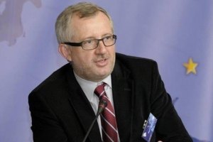 Євродепутат пропонує не дивитися на Україну тільки в чорному кольорі